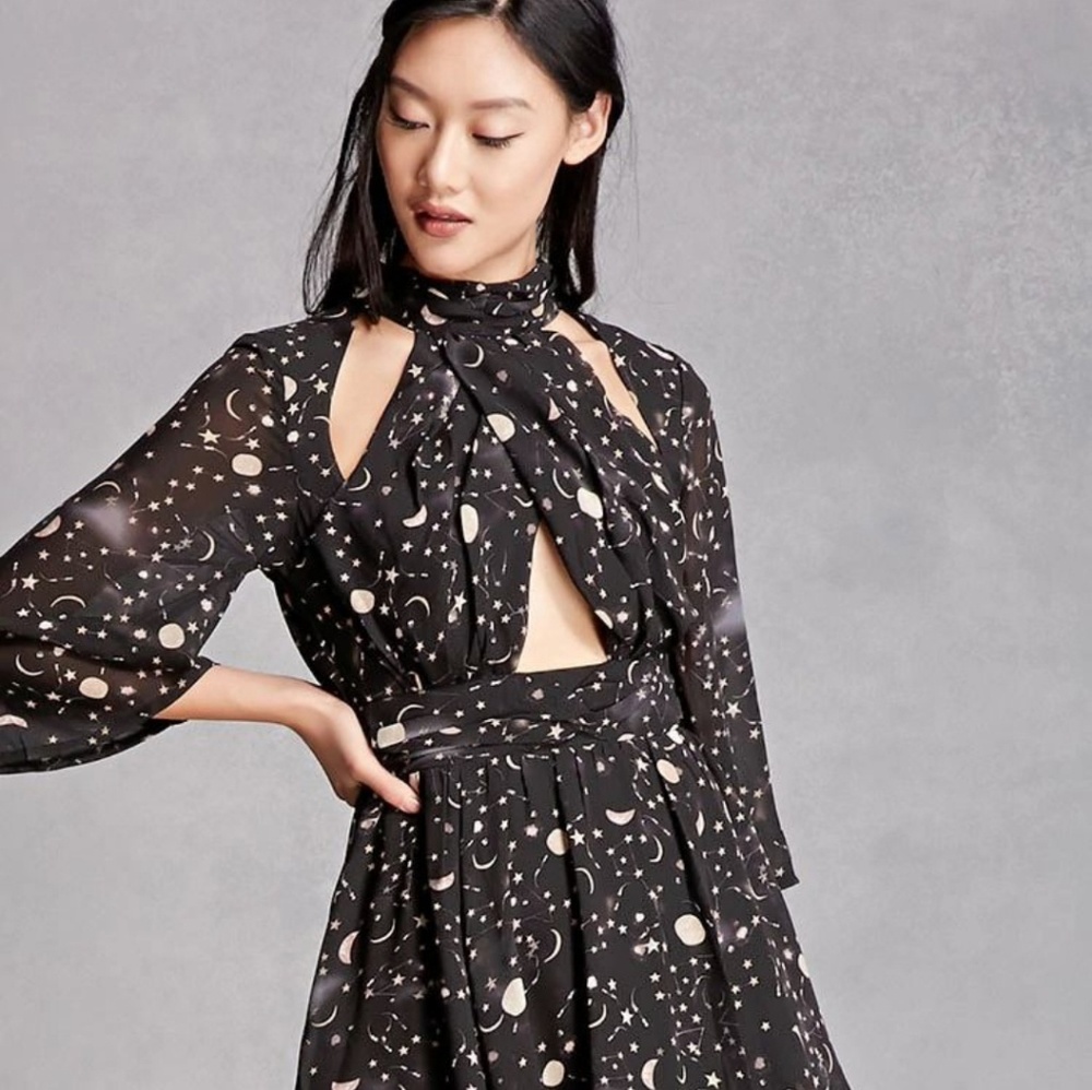 Star gazer flowy romper